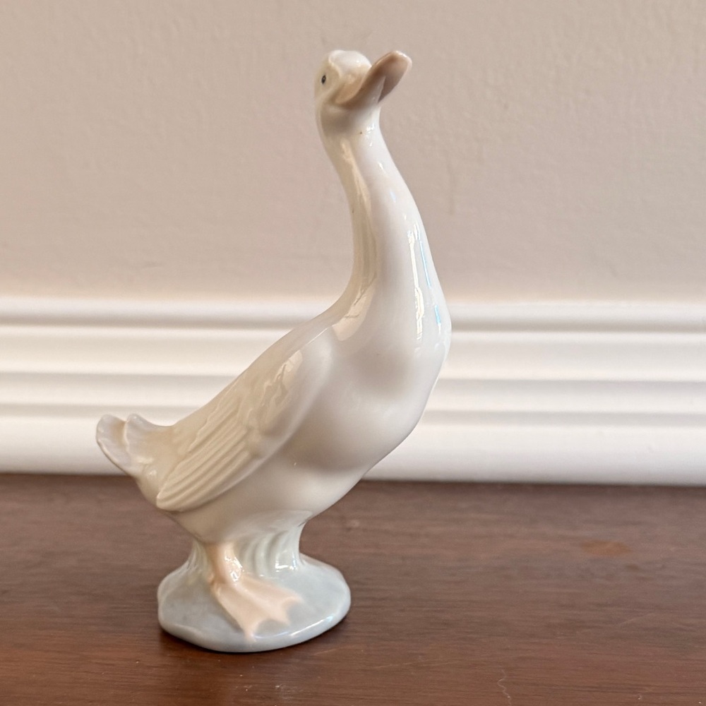 NAO by LLADRO “Optimistic Duck” 6” Figurine